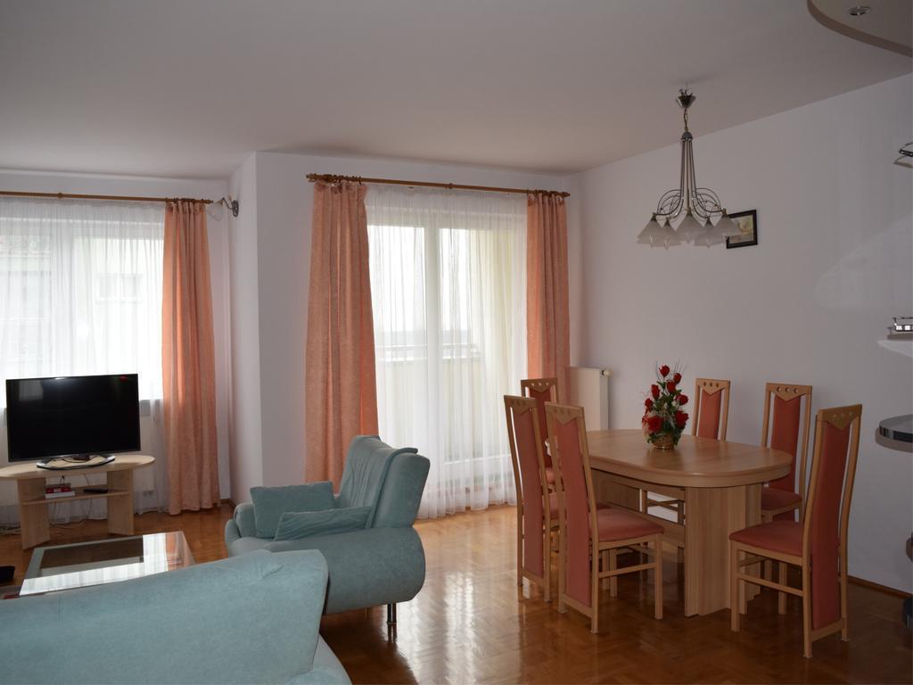 Dgm Apartment Warschau Exterior foto