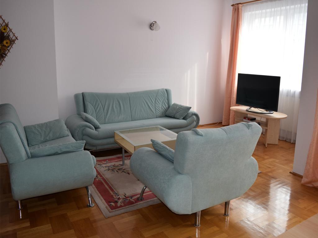 Dgm Apartment Warschau Exterior foto